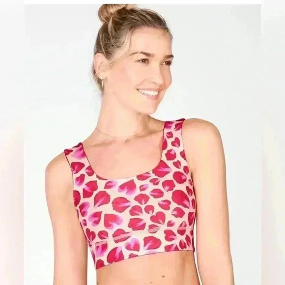 NWT Pink heart Harlow Reversible midi Sports Bra - Picture 1 of 8